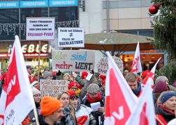 Wieder Hunderte Protestieren In Jena 26